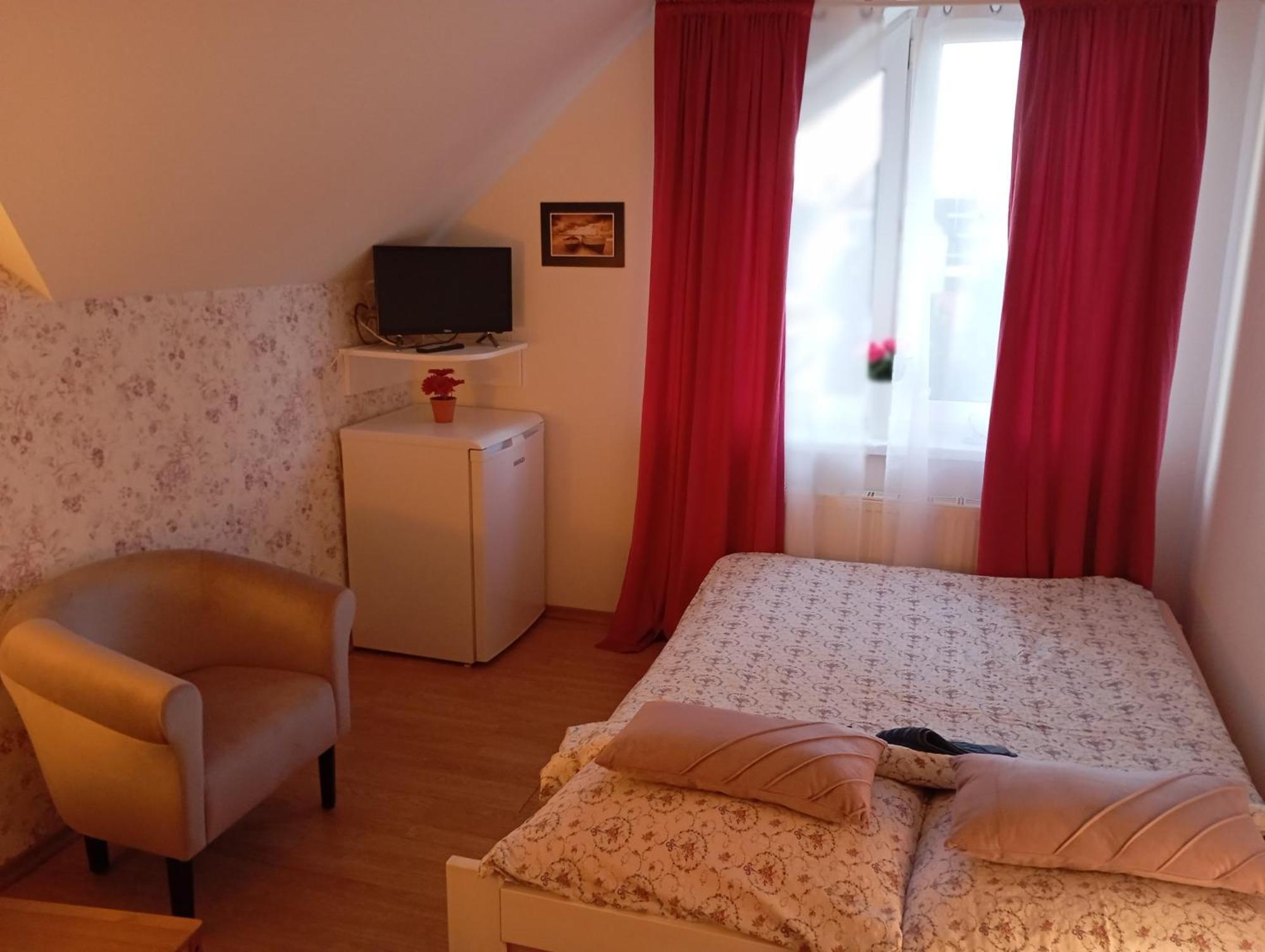 Pokoje Goscinne U Aleksandry Hel Room photo